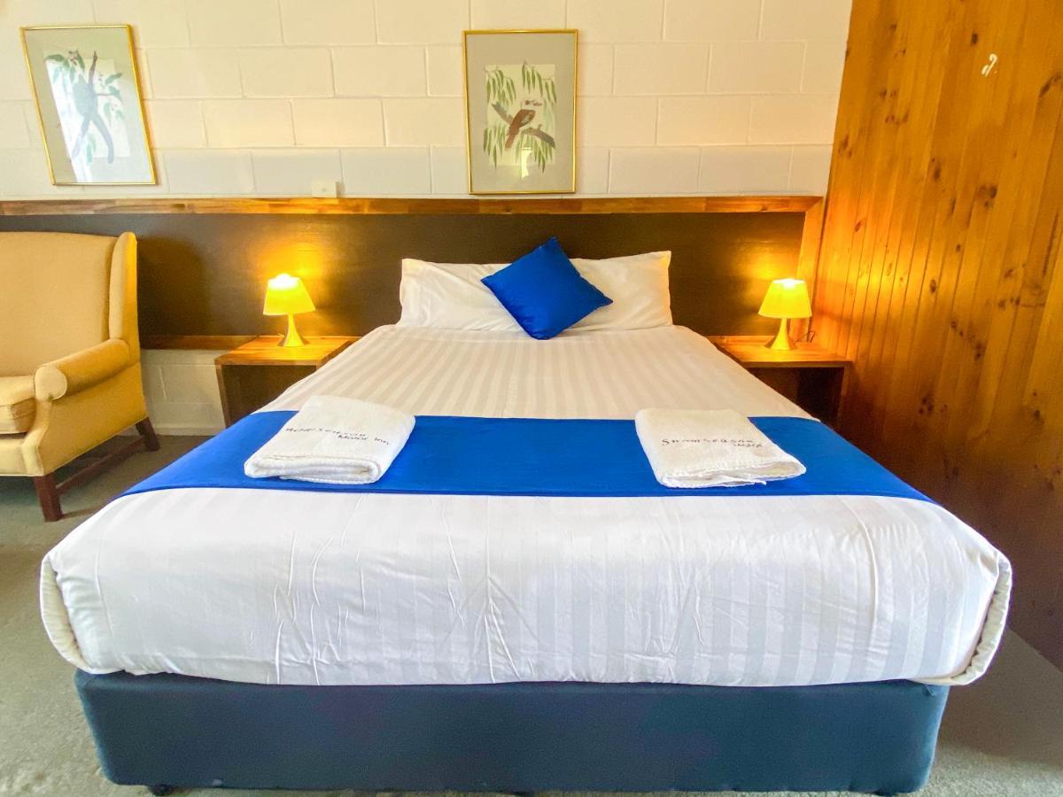 Snow Season Motor Inn Cooma Eksteriør billede