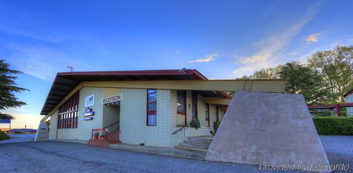 Snow Season Motor Inn Cooma Eksteriør billede