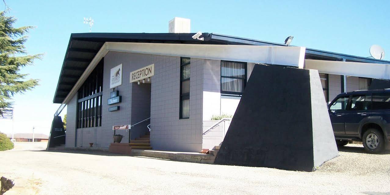 Snow Season Motor Inn Cooma Eksteriør billede